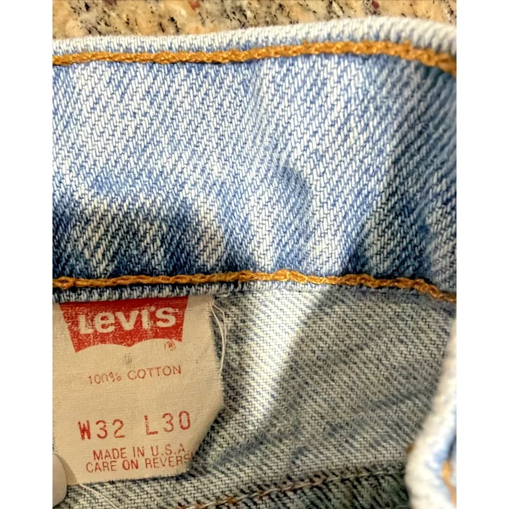 Vintage Levi’s 505 Custom Face Art Jeans W32
